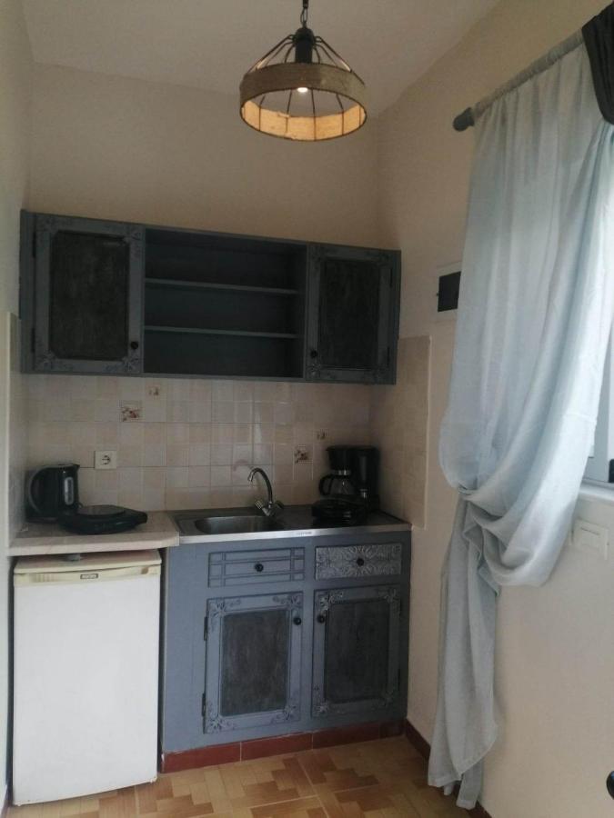 Dionisia Apartments 2 เคฟาลอส ภายนอก รูปภาพ